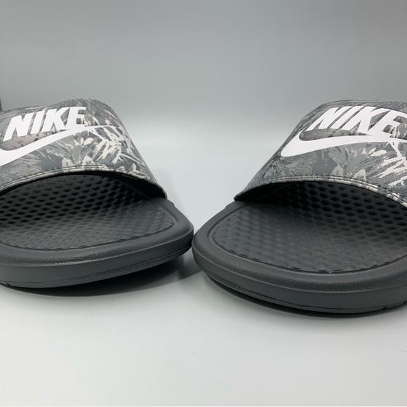 Nike Benassi Slides Mens 8 Gray White Floral Print JDI Slip On Just Do It - Picture 7 of 10